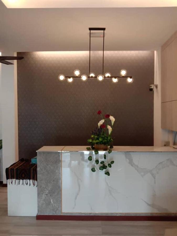 Kapit Hotel Kuching Extérieur photo