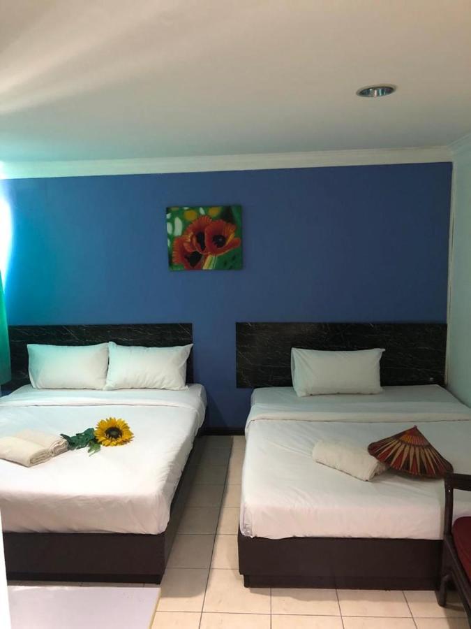 Kapit Hotel Kuching Extérieur photo